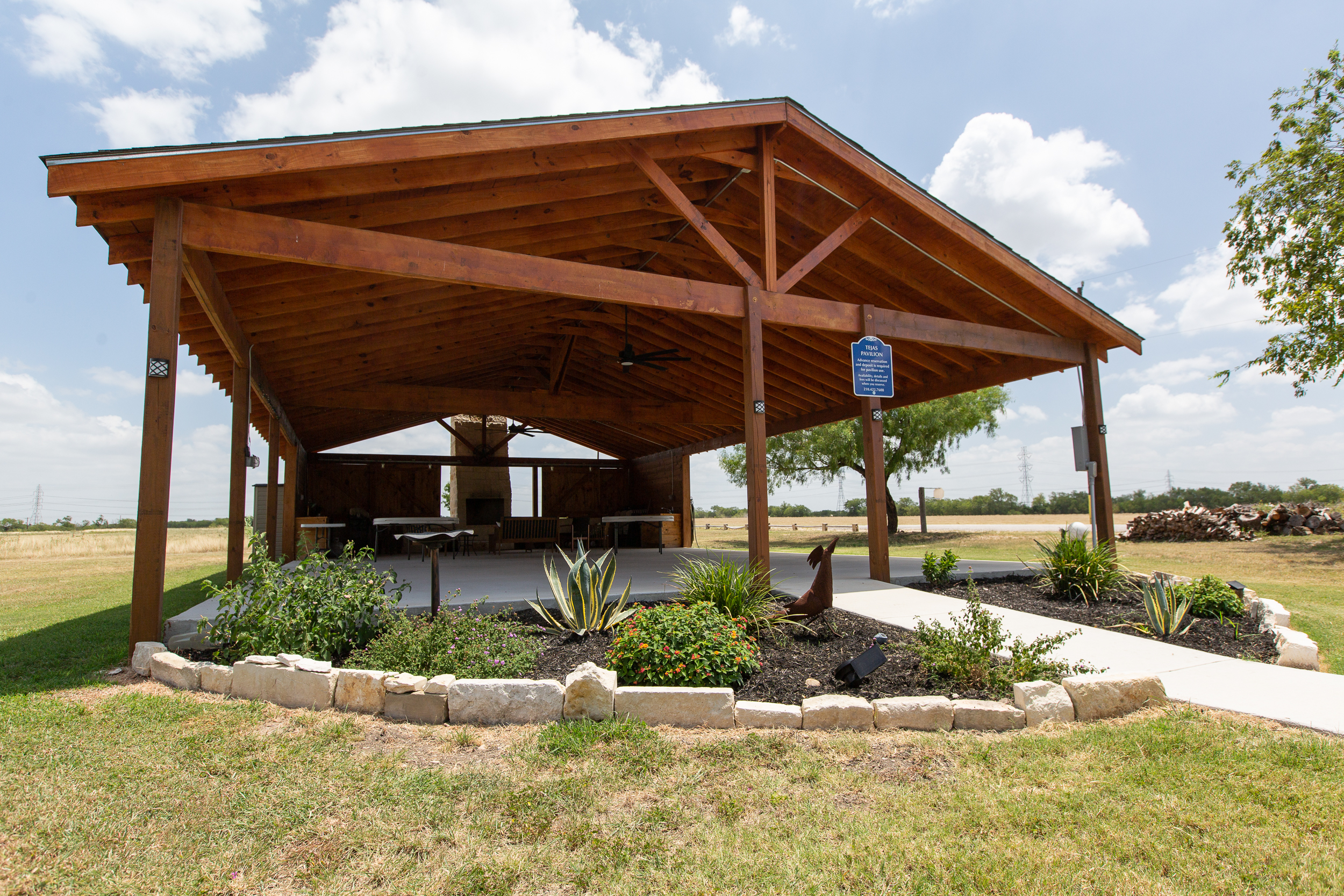 Hidden Valley RV Park, Von Ormy, Texas