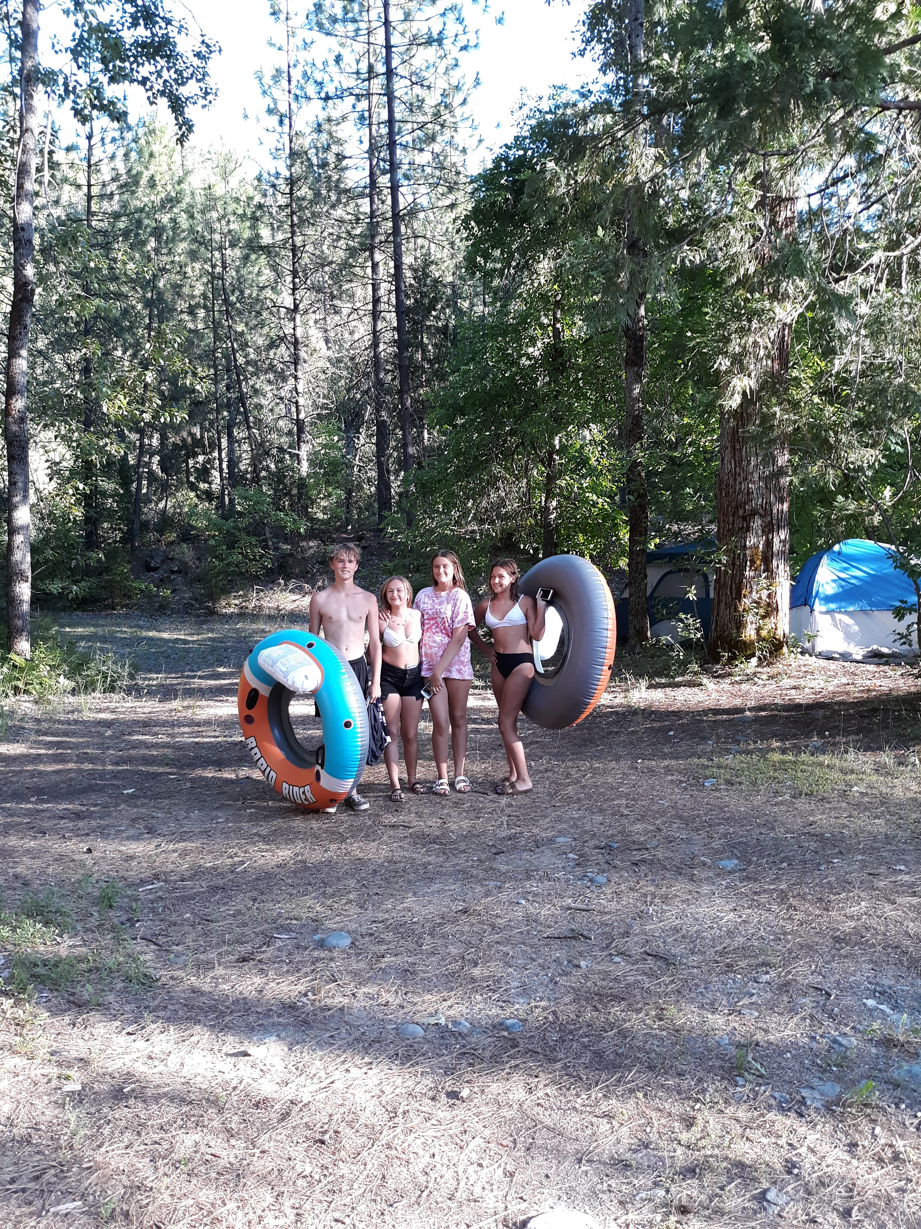 Coffee Creek Campground & R.V. Park, Trinity Center, California