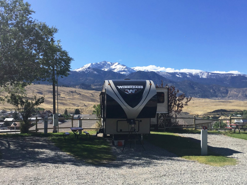 Sun Outdoors Yellowstone North