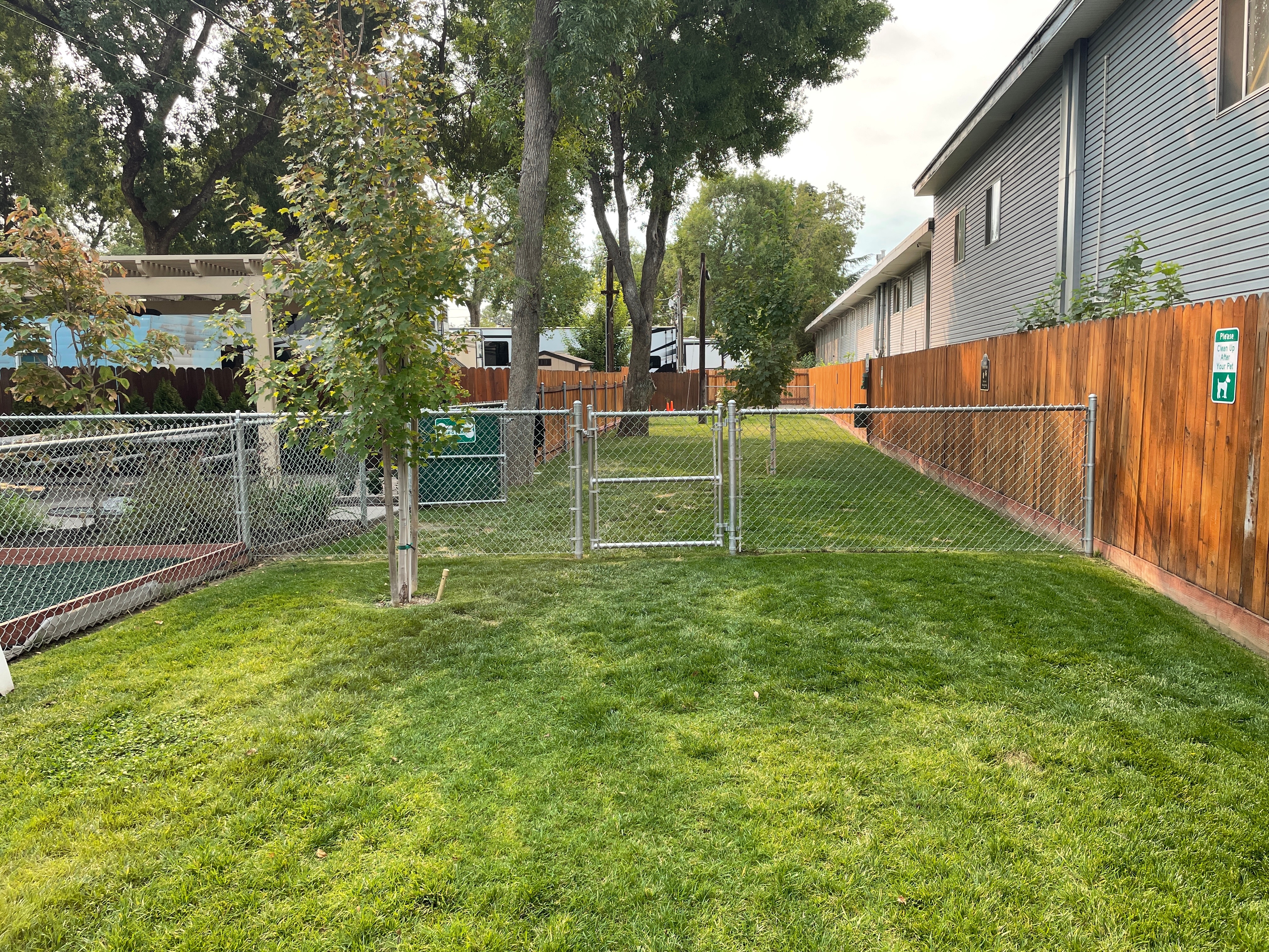 Sacramento Shade RV Park, Sacramento, California