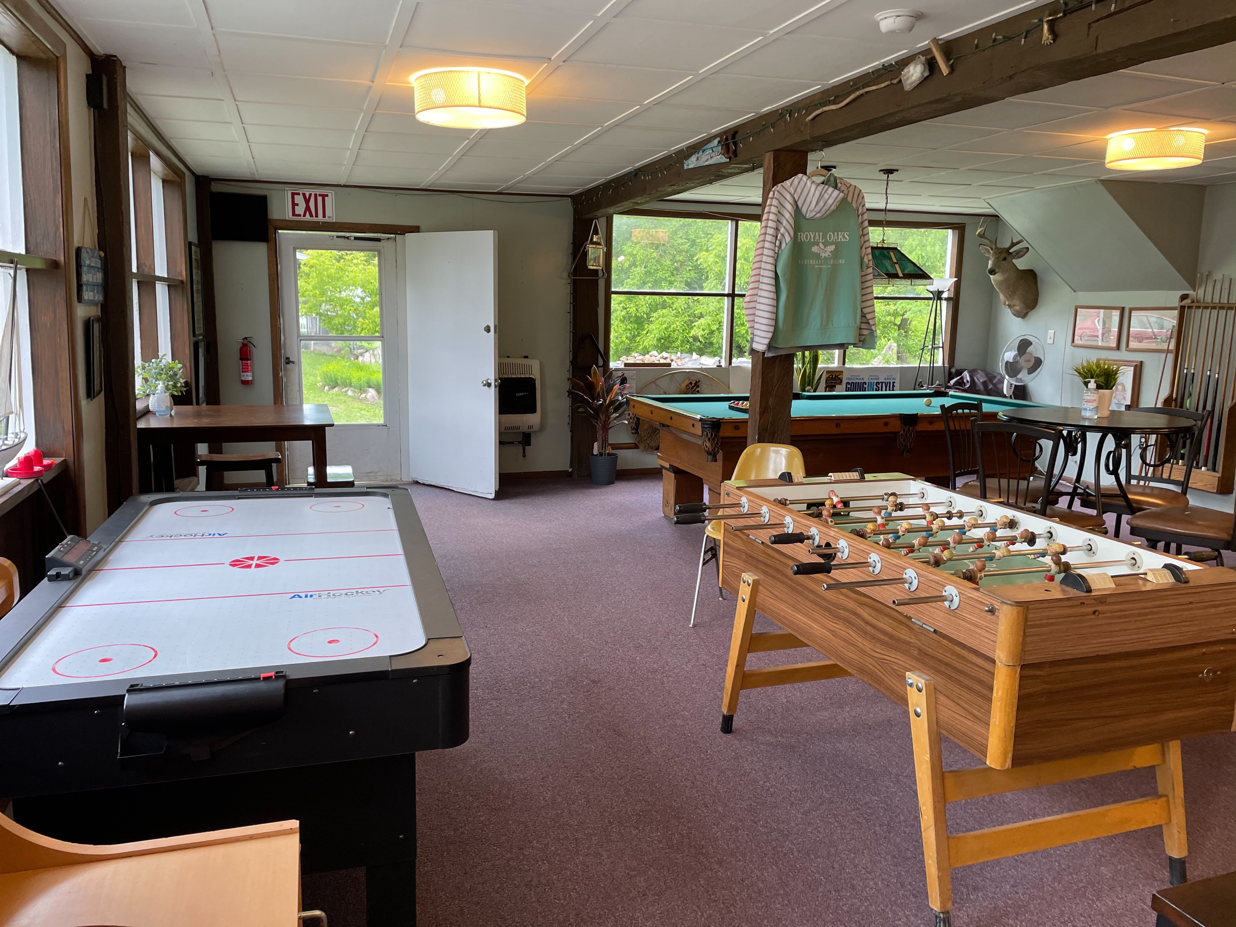 Royal Oaks Legendary Lodging Campground