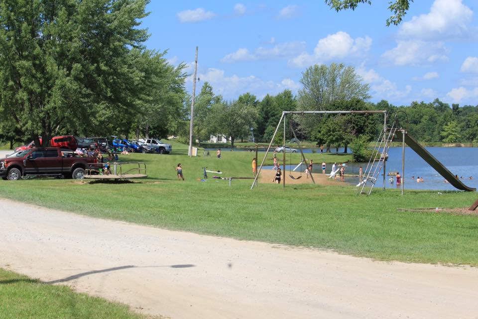 Claremar Twin Lakes Camping Resort