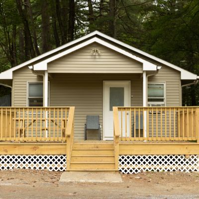 Mirror Lake Retreat, Milan, New York