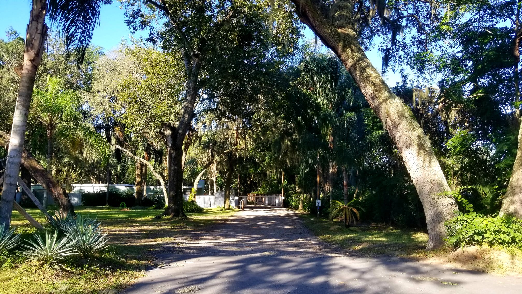 The HUB Leesburg (Age Restricted 55+)