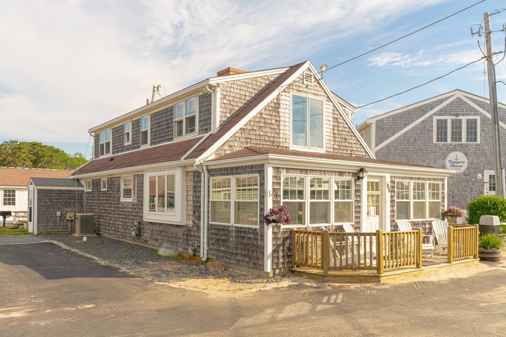 Sun Retreats Dennis Port