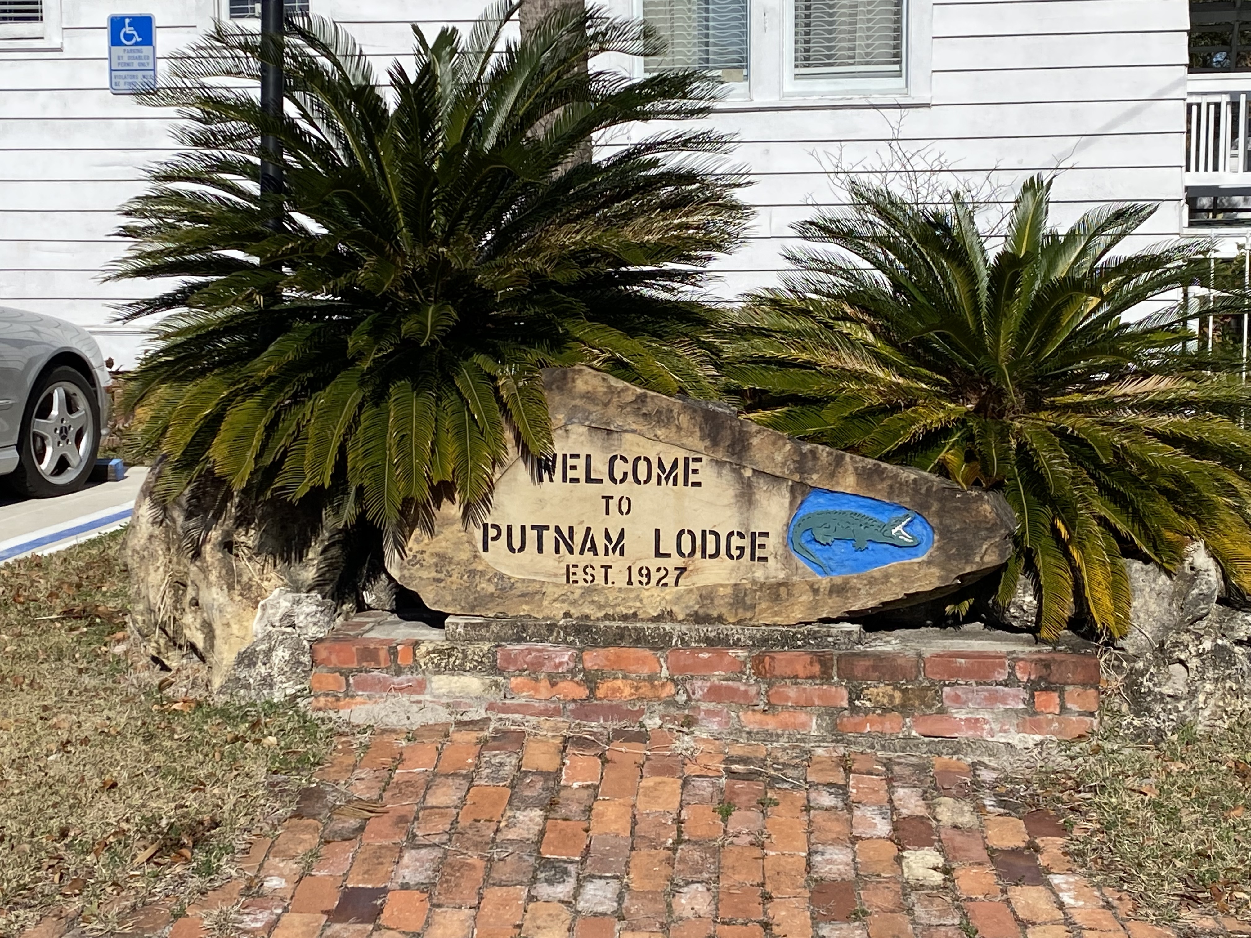 Putnam Lodge RV Park