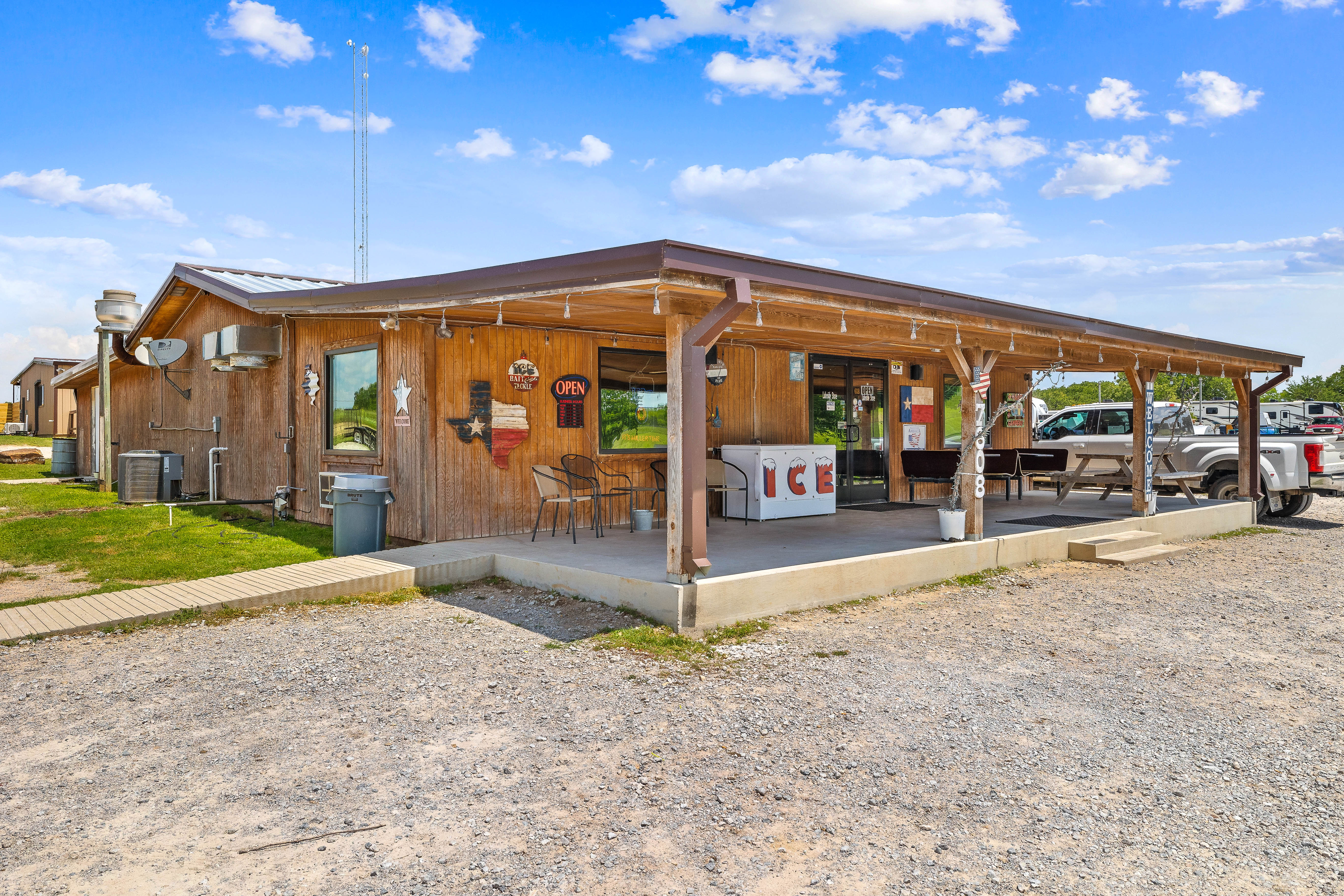 Blue Chair Bowie, Bowie, Texas
