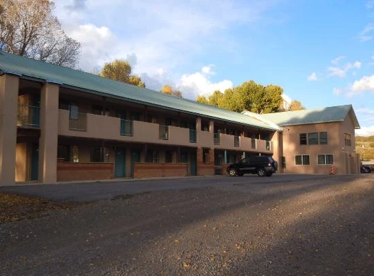 Down Home Lodge & Family RV Resort