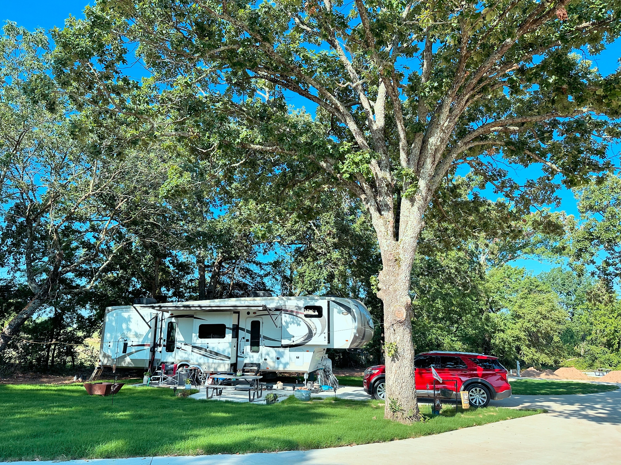 The Oaks on 37 Tiny Homes & RV Resort, Mount Vernon, Texas