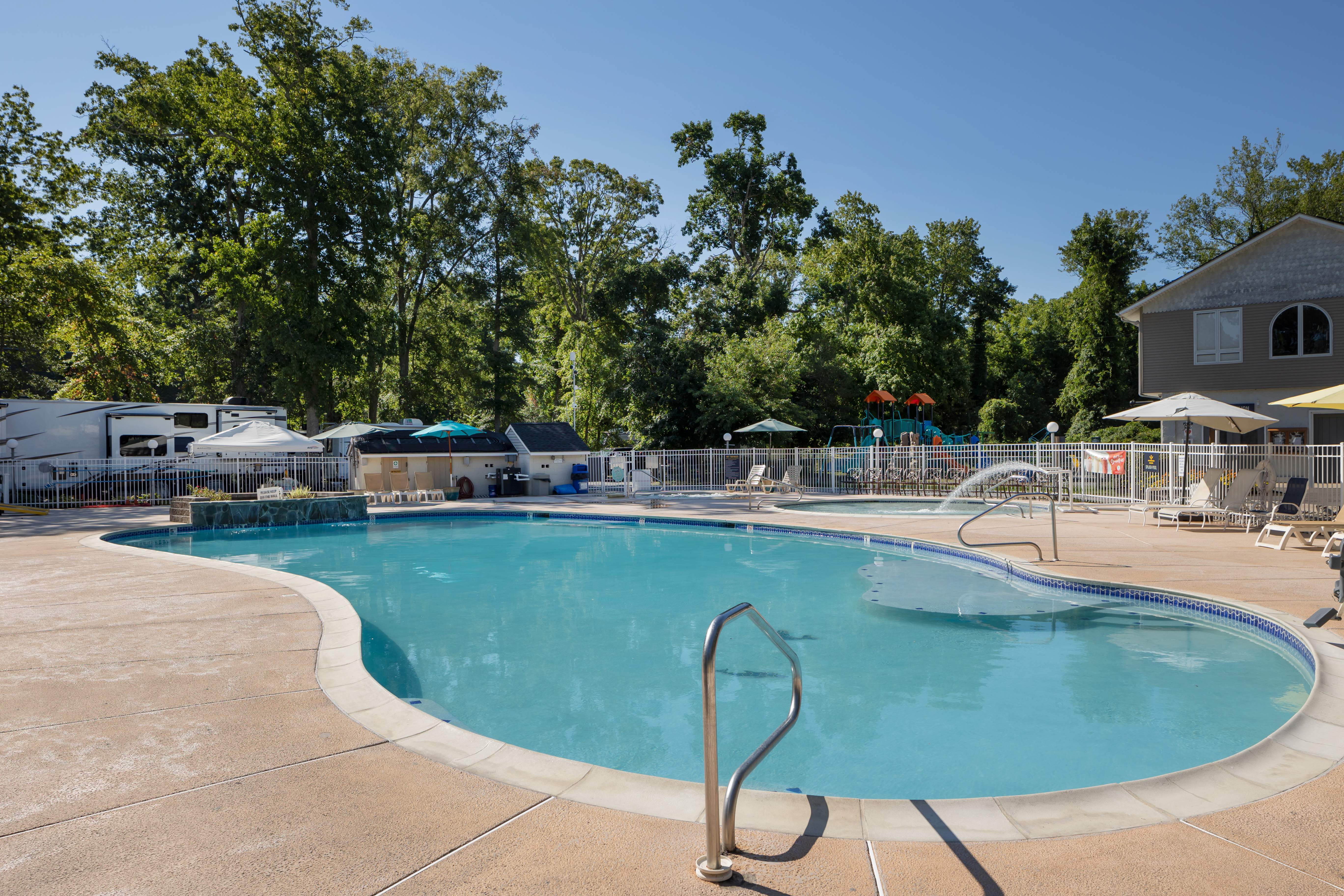 Sun Outdoors Cape May