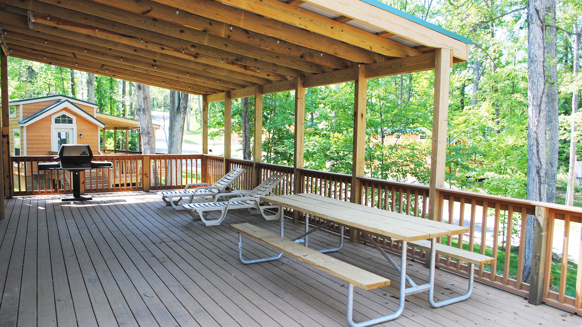 Sun Outdoors Lake Rudolph