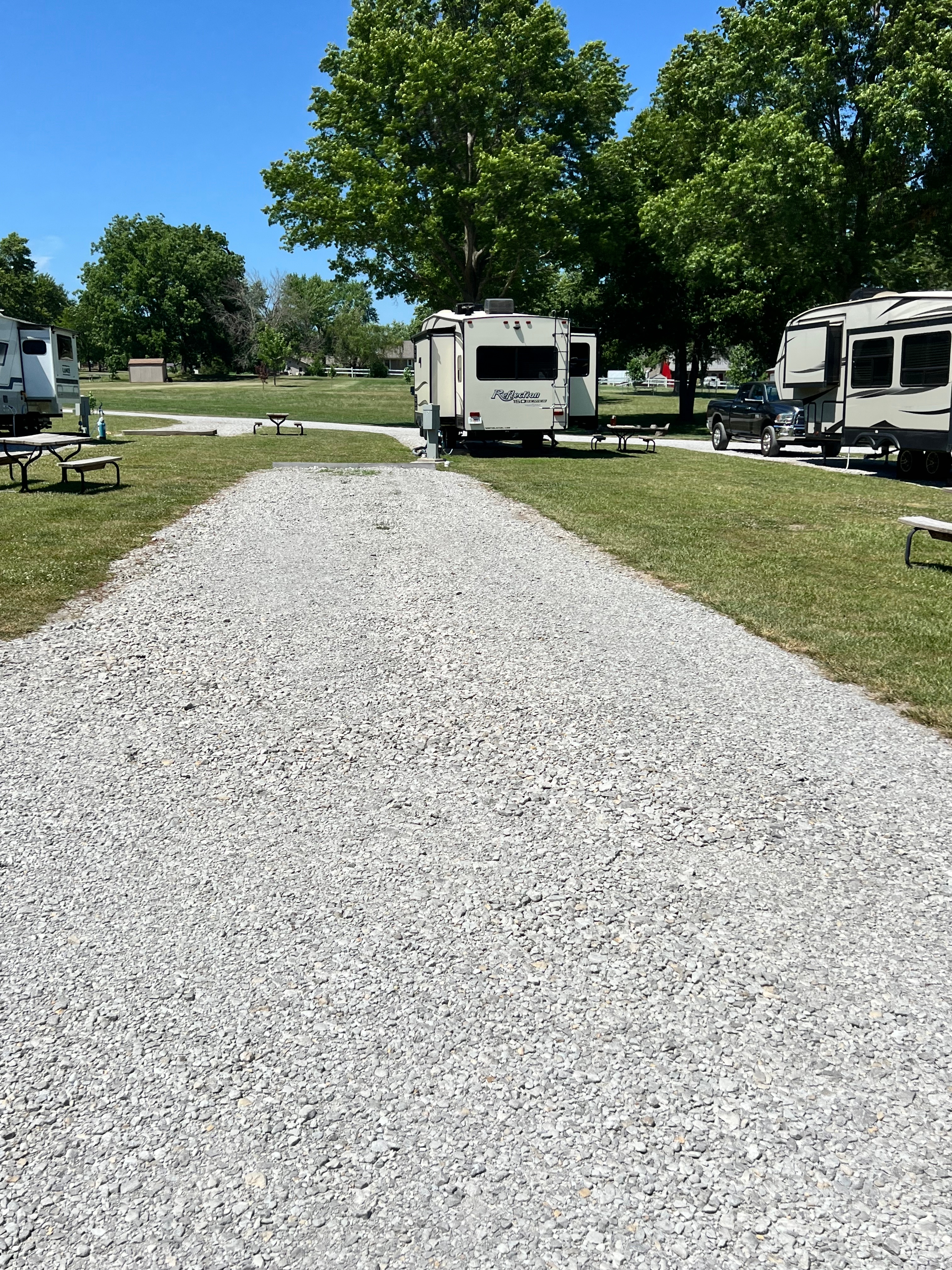 A Country Charm RV & Cabins, Hamilton, Missouri