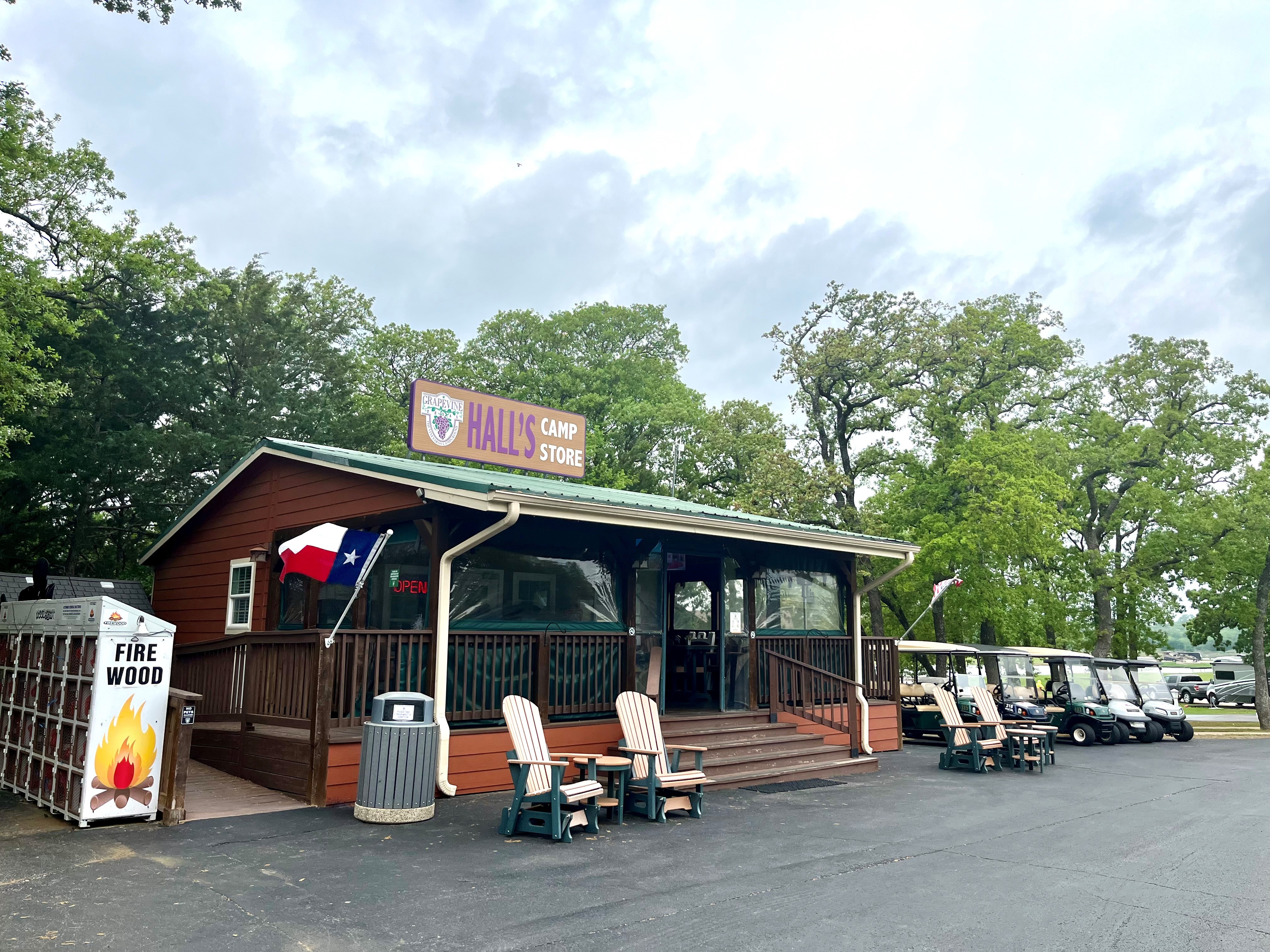 The Vineyards Campground & Cabins, Grapevine, Texas
