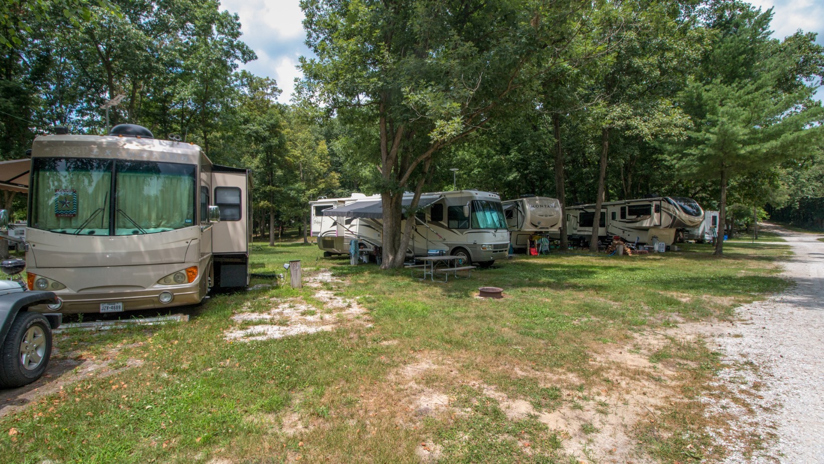 Oak Lake RV Resort