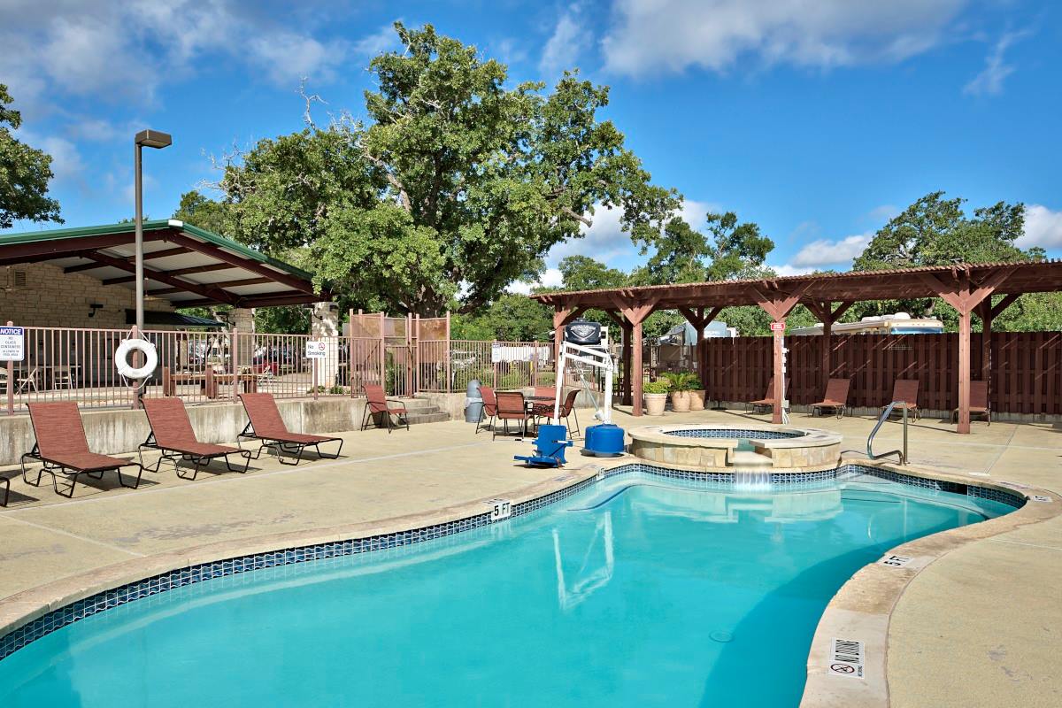 Oak Forest RV Resort, Austin, Texas