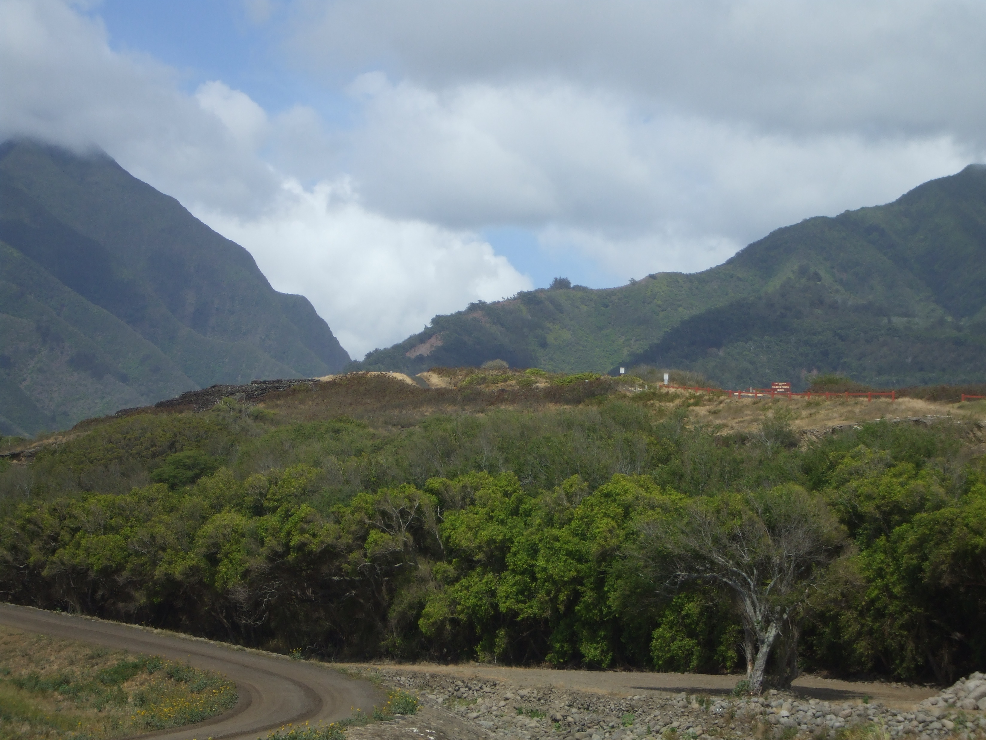 Halekiʻi-Pihana Heiau State Monument State Park