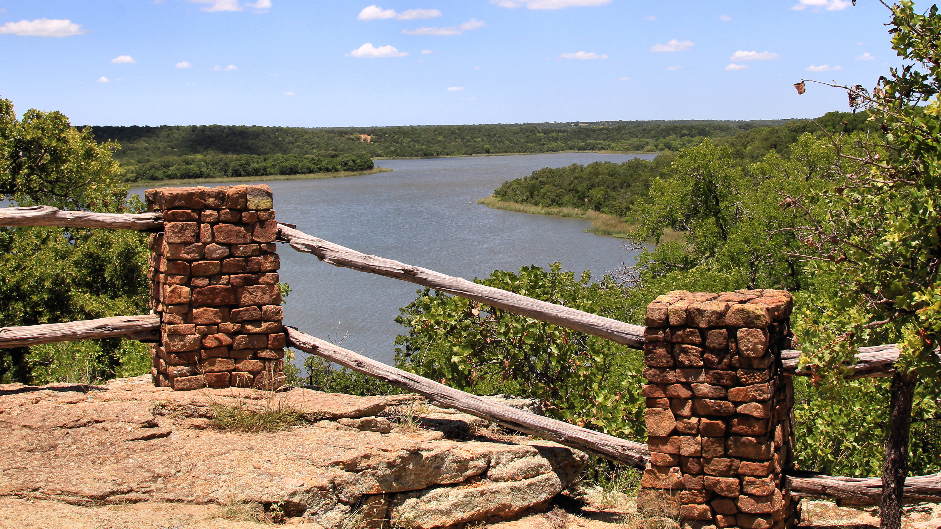 Lake Mineral Wells State Park &amp; Trailway