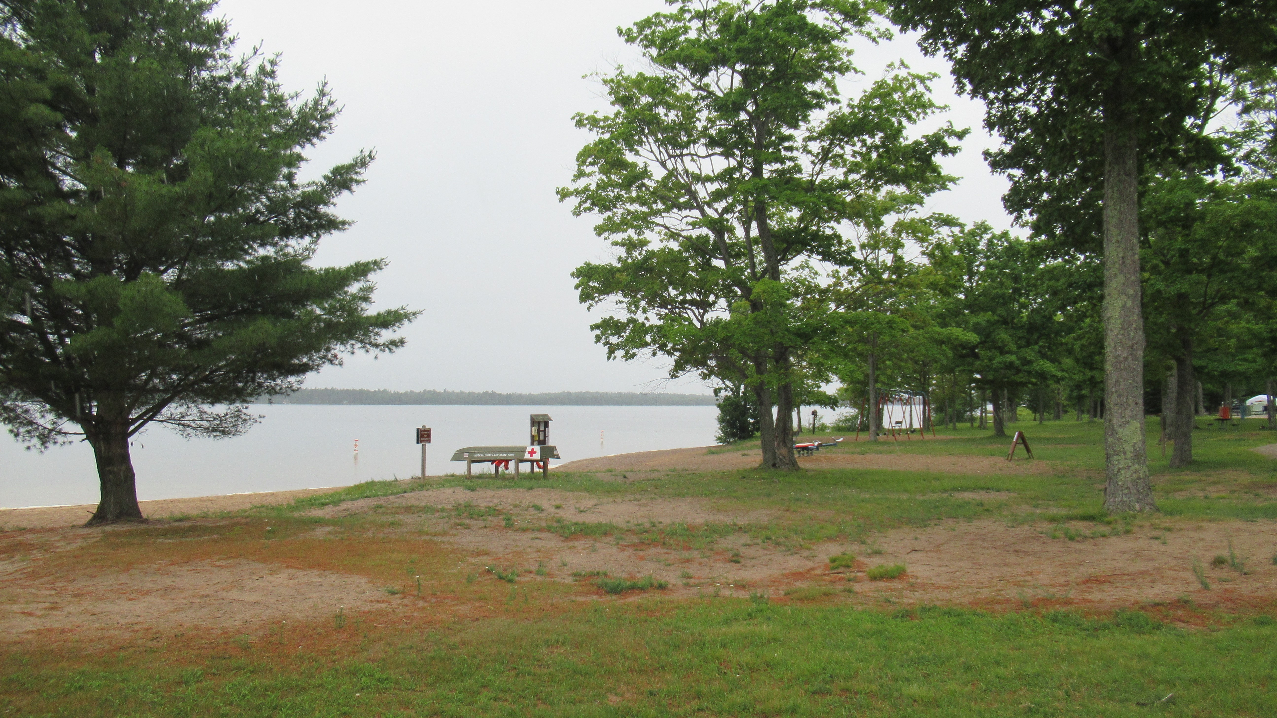 Muskallonge Lake State Park