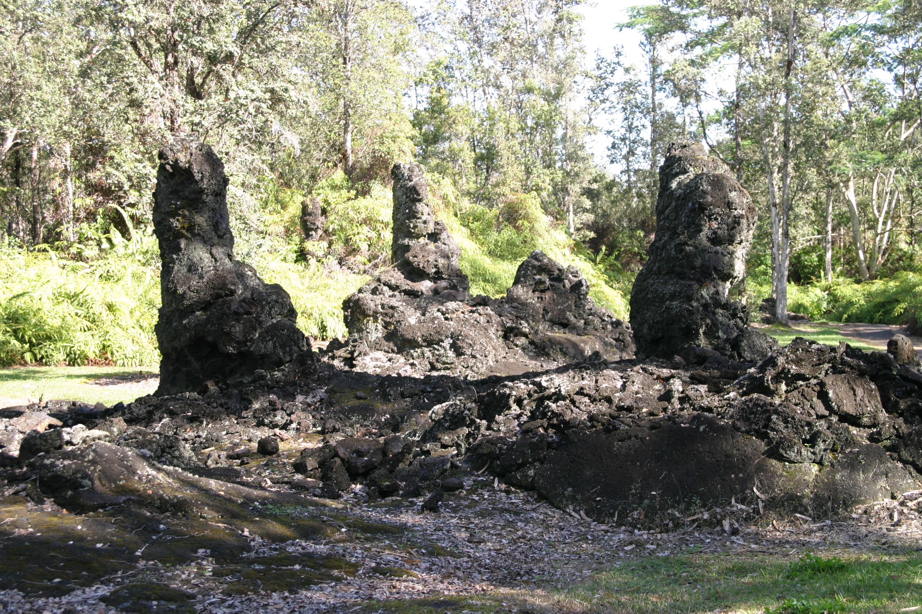 Lava Tree State Monument State Park