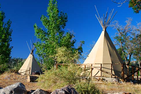 Lake Owyhee State Park