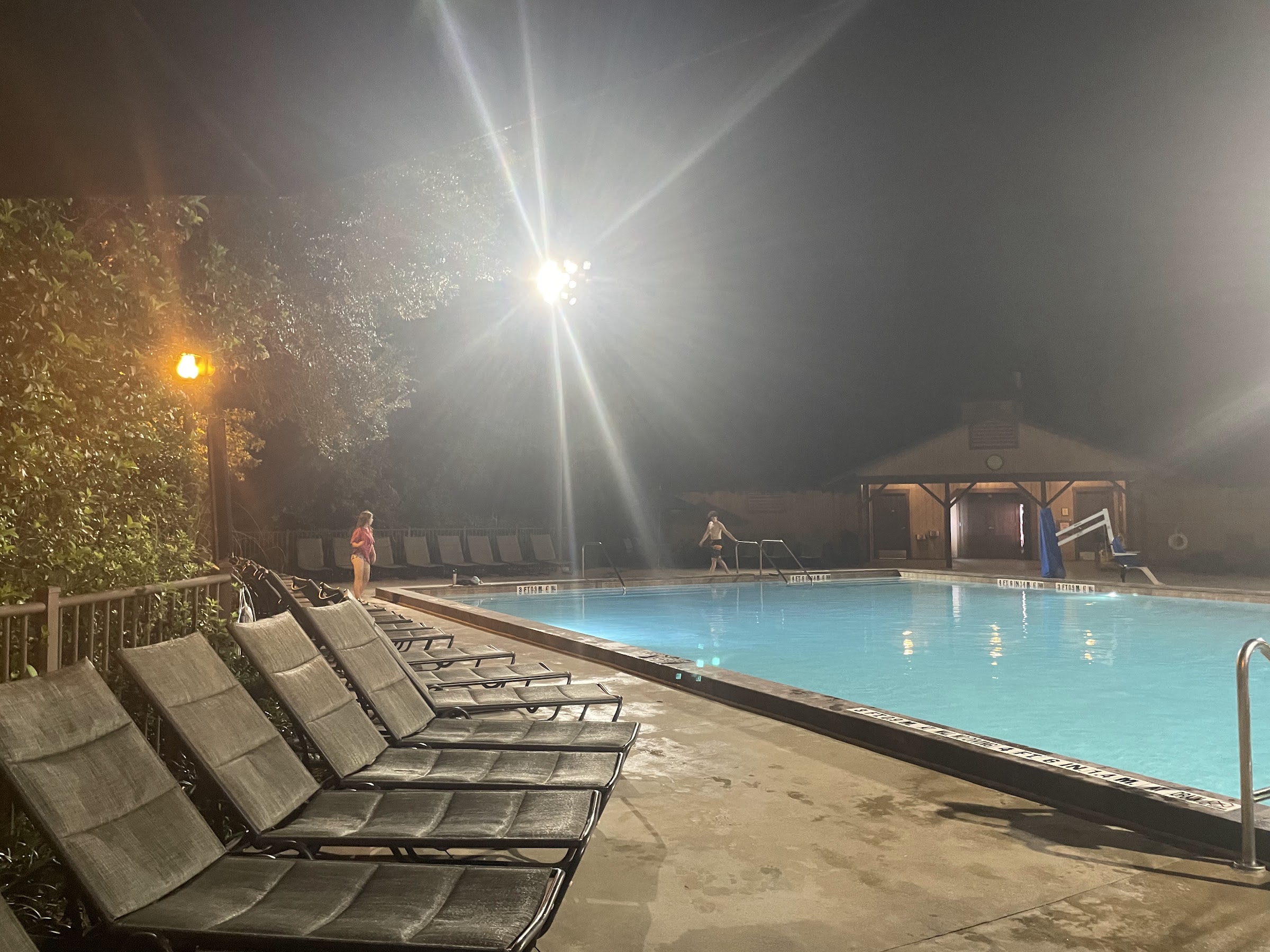 Wilderness Pool & Jacuzzi