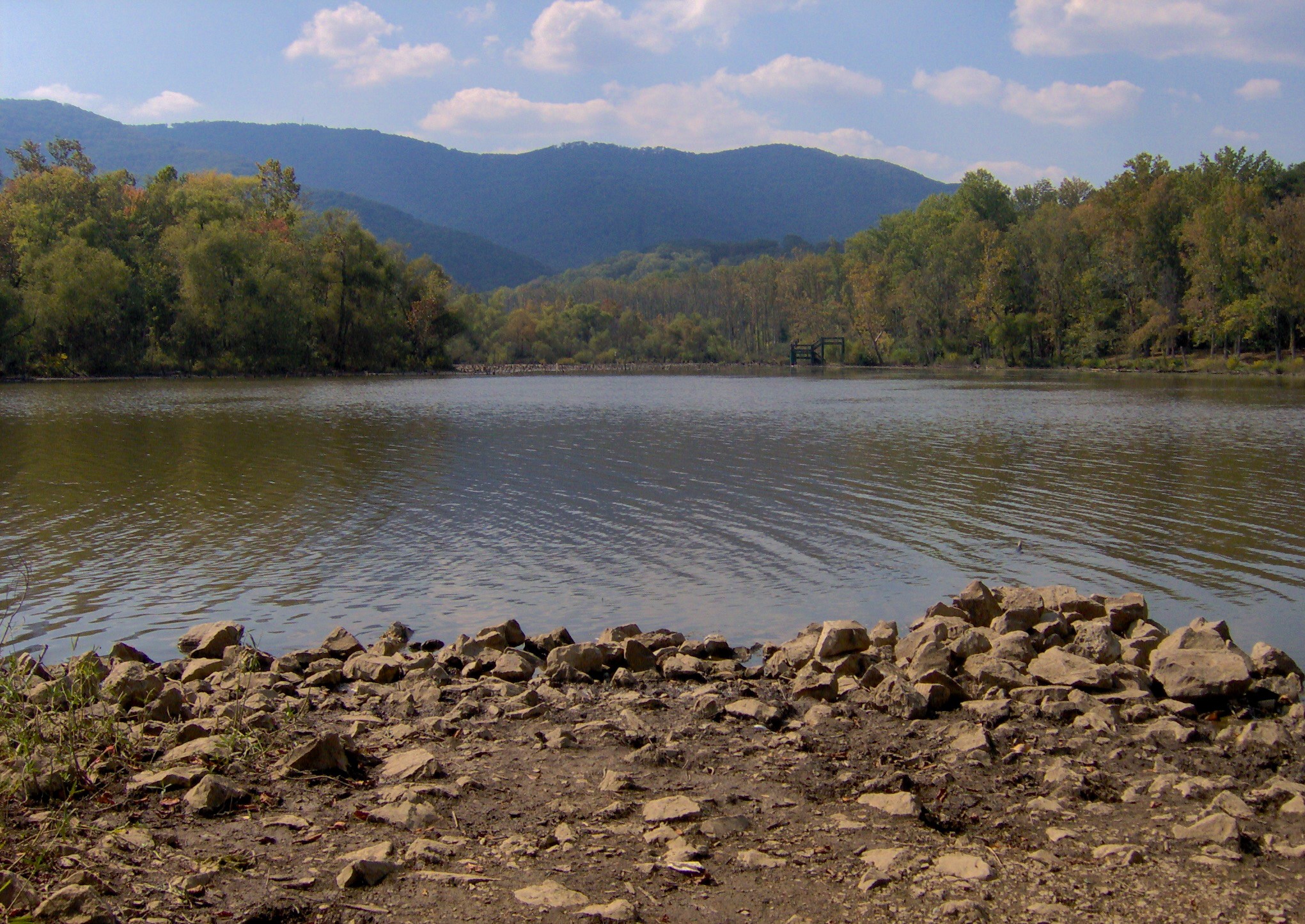 Cove Lake State Park