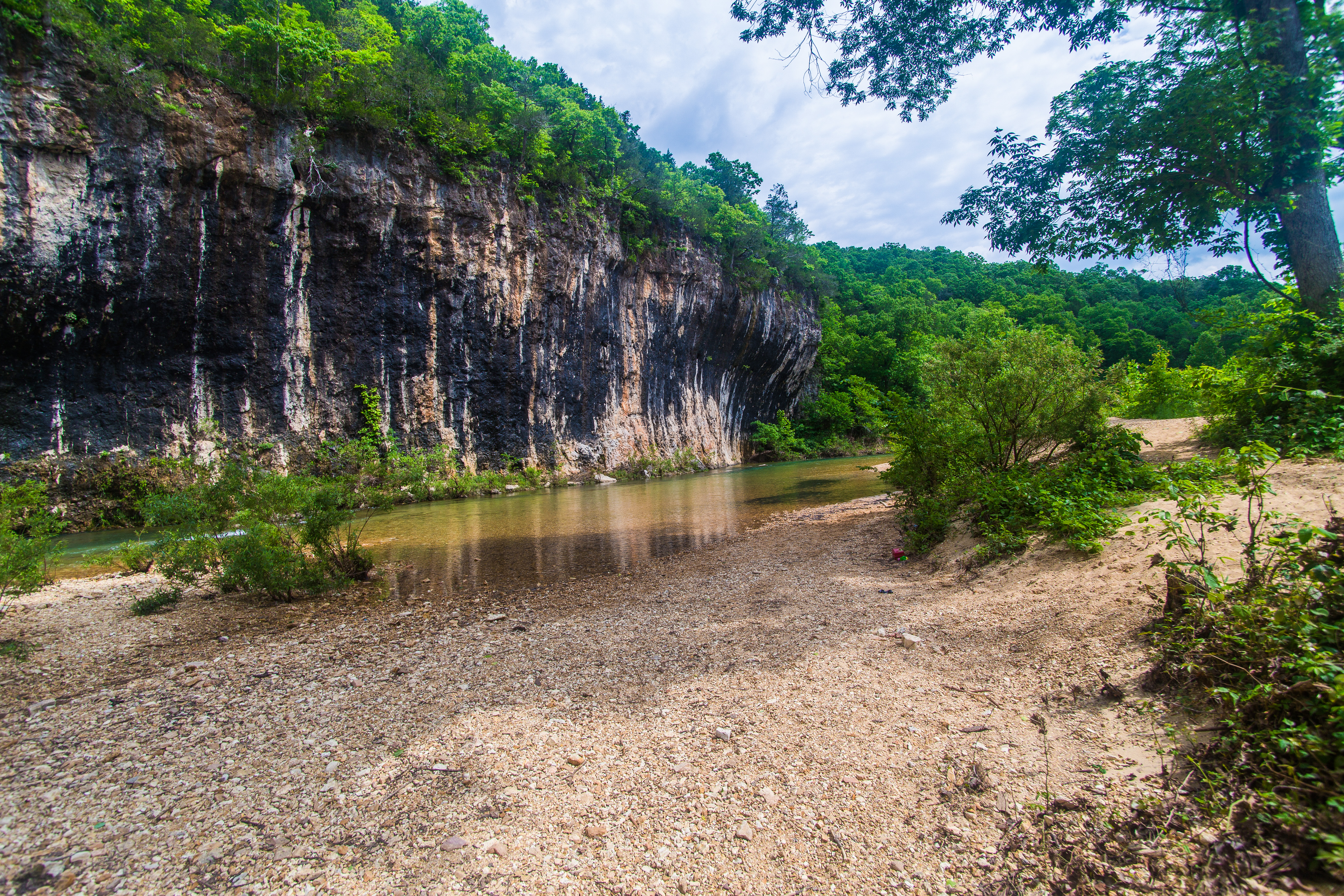 Echo Bluff State Park